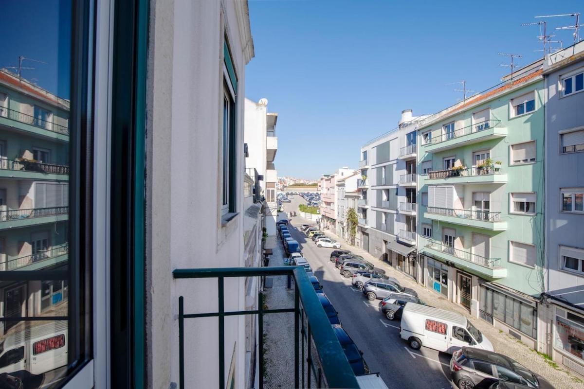 Artistic Duplex Apartment Lissabon
